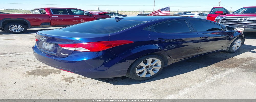 5NPDH4AE2DH424252 2013 HYUNDAI ELANTRA photo no. 4