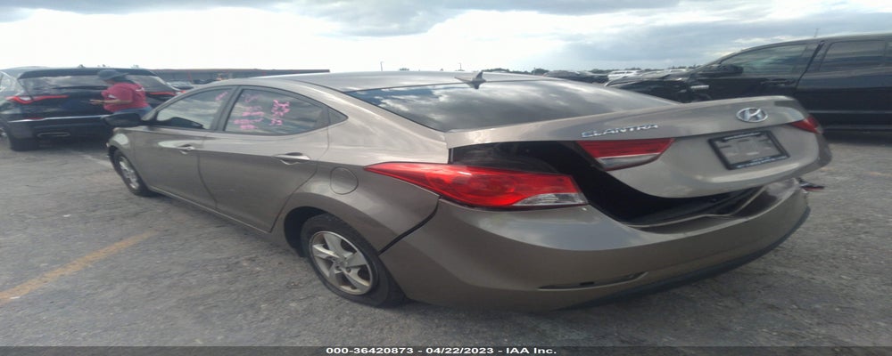 5NPDH4AEXEH473040 2014 HYUNDAI ELANTRA photo no. 3