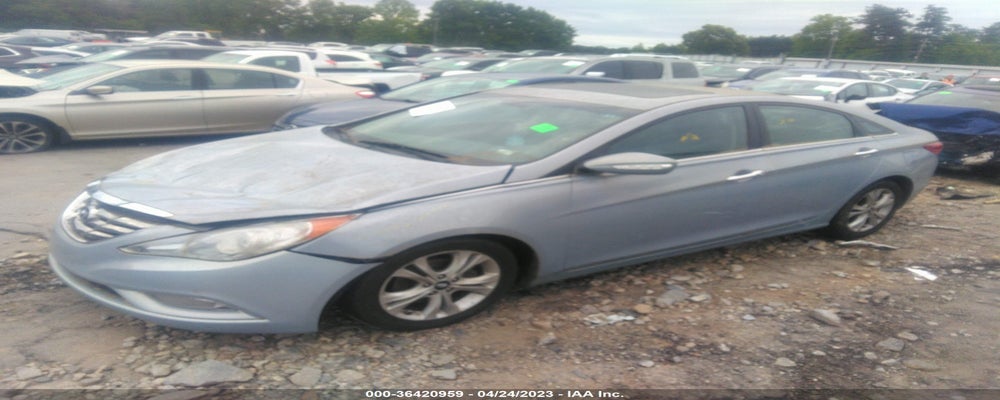 5NPEC4AC4BH024661 2011 HYUNDAI SONATA photo no. 2