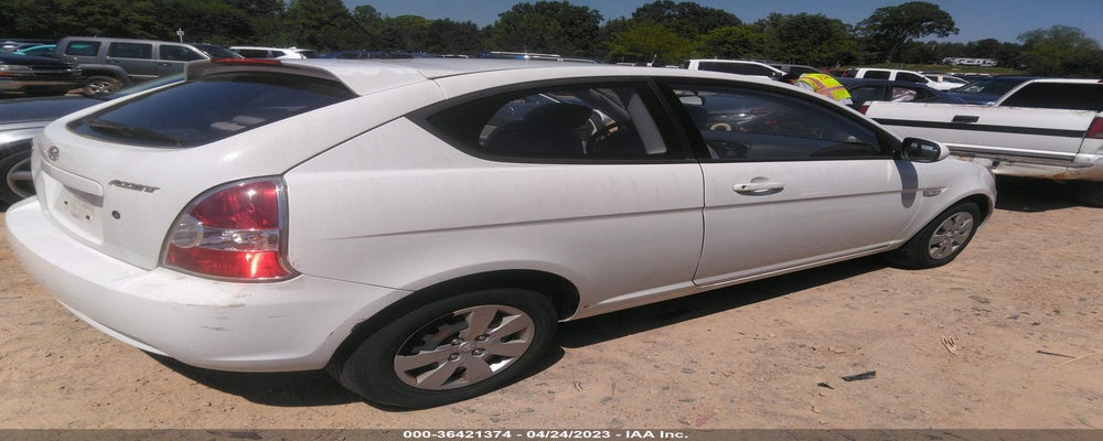 KMHCM3ACXAU170464 2010 HYUNDAI ACCENT photo no. 4