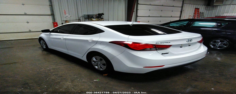 5NPDH4AE5GH755217 2016 HYUNDAI ELANTRA photo no. 3
