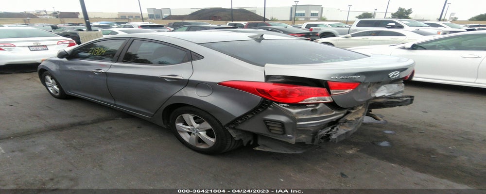 KMHDH4AE4DU589382 2013 HYUNDAI ELANTRA photo no. 3