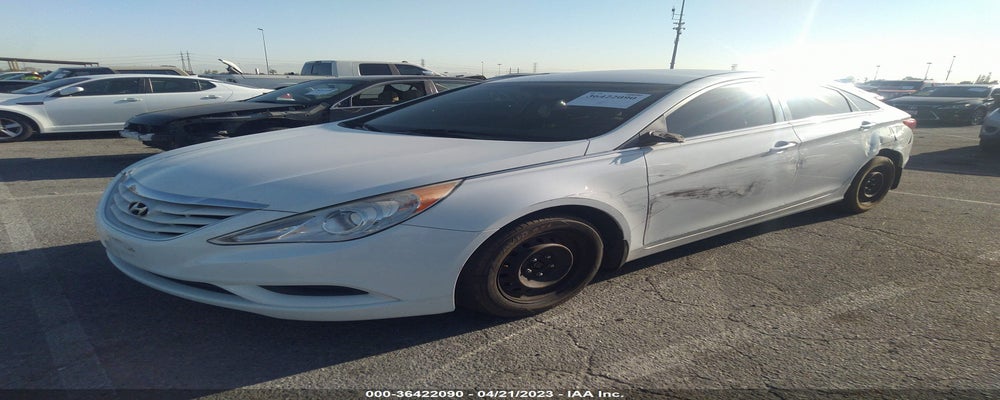 5NPEB4AC4CH371928 2012 HYUNDAI SONATA photo no. 2
