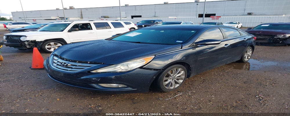 5NPEC4AB9BH296260 2011 HYUNDAI SONATA photo no. 2