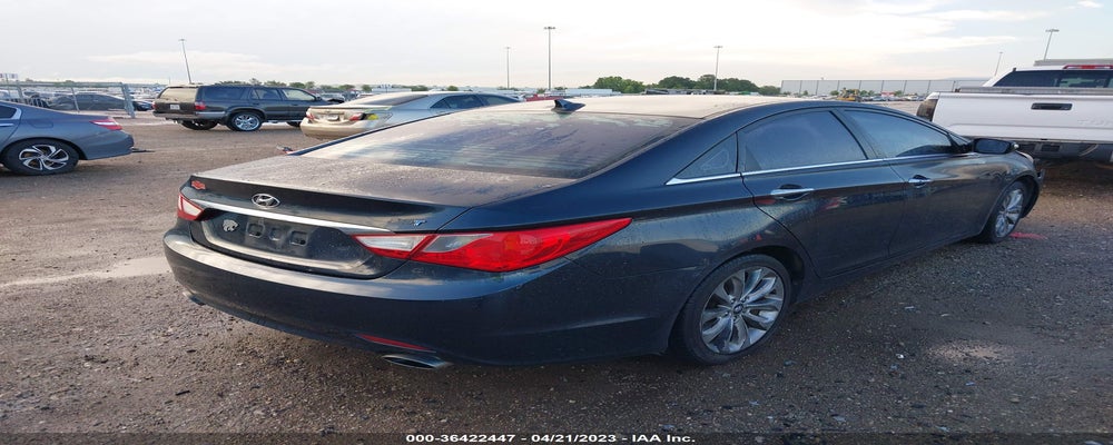 5NPEC4AB9BH296260 2011 HYUNDAI SONATA photo no. 4