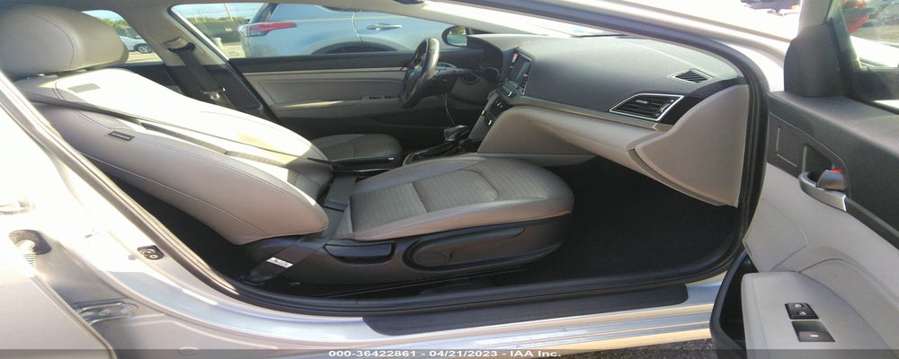 KMHD84LF1HU179814 2017 HYUNDAI ELANTRA photo no. 5