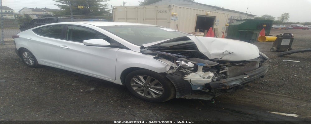 5NPDH4AEXFH583491 2015 HYUNDAI ELANTRA photo no. 18