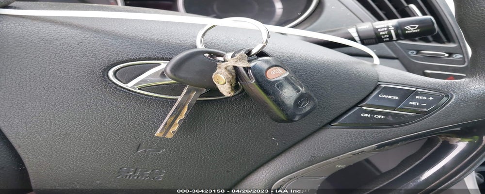 5NPEB4AC5BH171400 2011 HYUNDAI SONATA photo no. 11