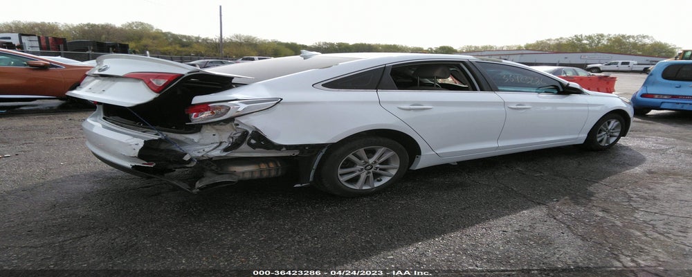 5NPE24AF2FH254976 2015 HYUNDAI SONATA photo no. 4
