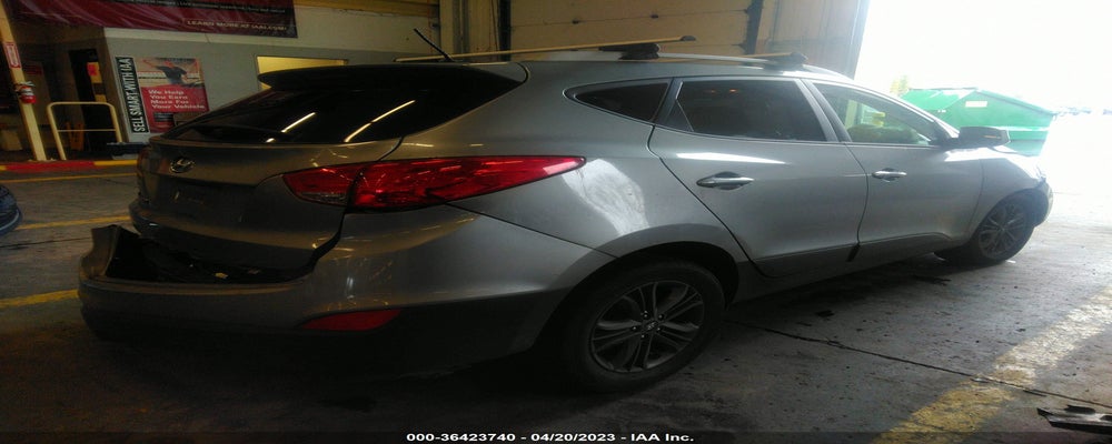KM8JU3AG8FU062538 2015 HYUNDAI TUCSON photo no. 4
