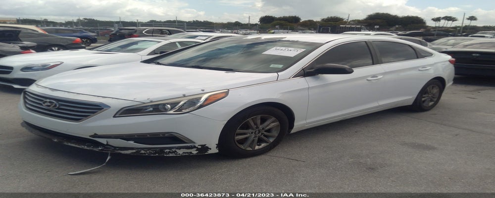 5NPE24AF7FH153951 2015 HYUNDAI SONATA photo no. 2
