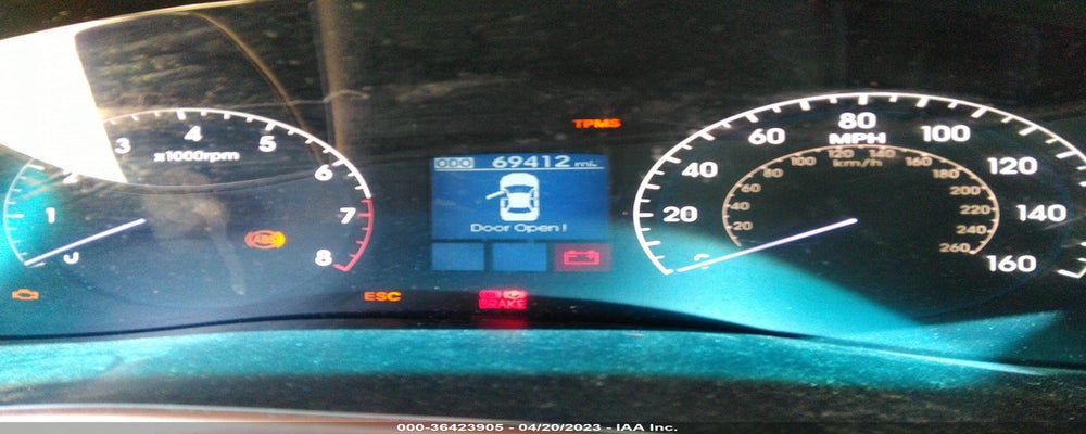 KMHGC4DD0CU183774 2012 HYUNDAI GENESIS photo no. 7