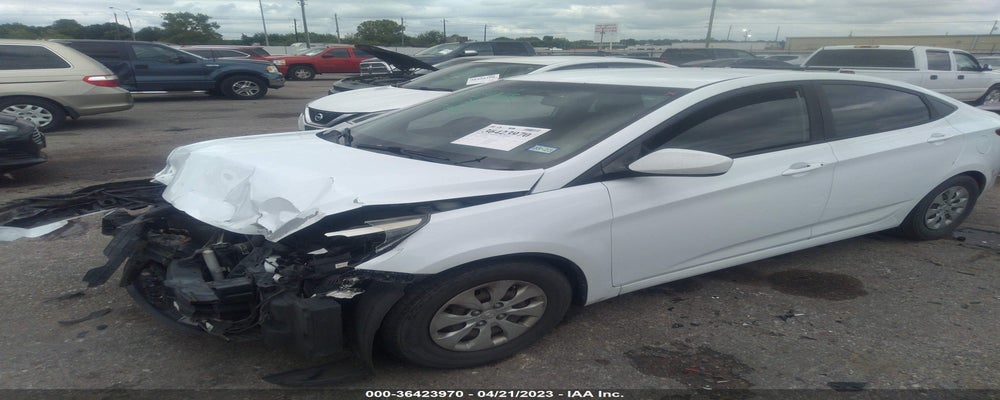 KMHCT4AE0GU067668 2016 HYUNDAI ACCENT photo no. 2