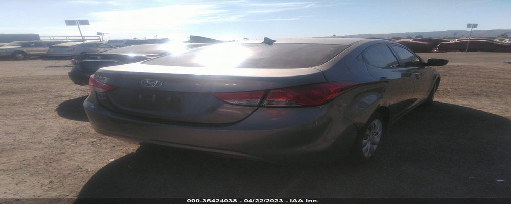 5NPDH4AE8BH035337 2011 HYUNDAI ELANTRA photo no. 4
