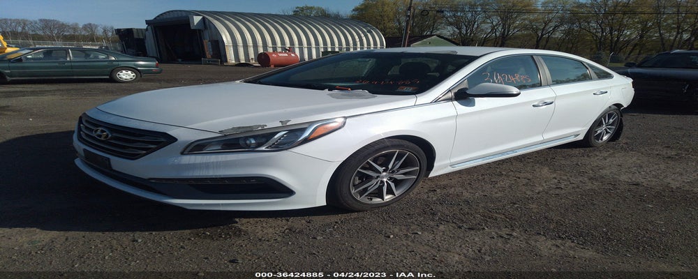 5NPE34AB9FH066806 2015 HYUNDAI SONATA photo no. 2