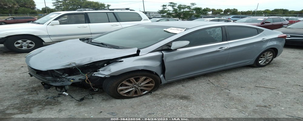 5NPDH4AEXGH735867 2016 HYUNDAI ELANTRA photo no. 2