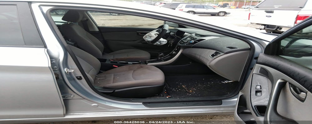 5NPDH4AEXGH735867 2016 HYUNDAI ELANTRA photo no. 5