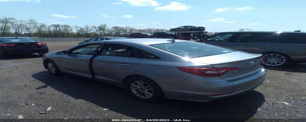 5NPE24AFXHH589633 2017 HYUNDAI SONATA photo no. 3
