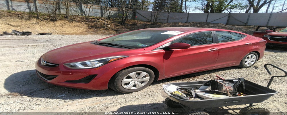 5NPDH4AE5GH699666 2016 HYUNDAI ELANTRA photo no. 2