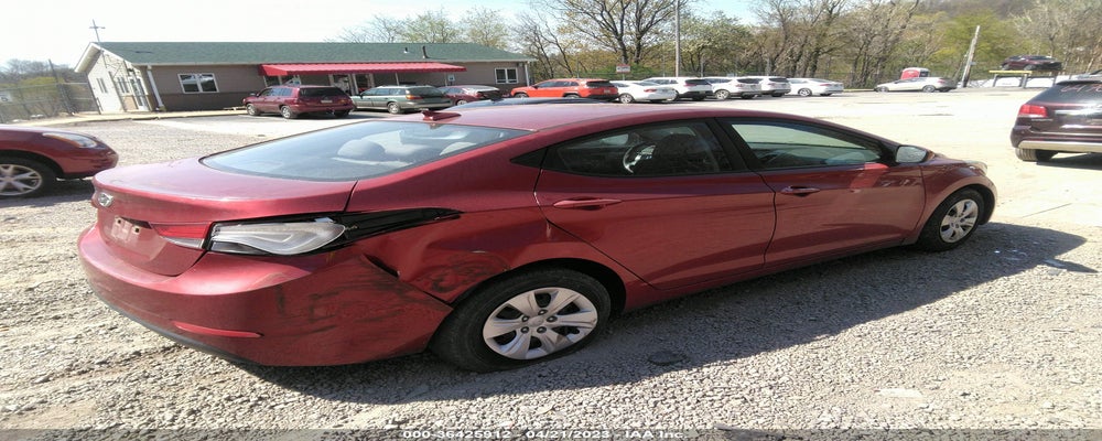 5NPDH4AE5GH699666 2016 HYUNDAI ELANTRA photo no. 4