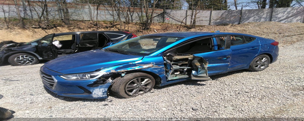 5NPD84LF9HH064621 2017 HYUNDAI ELANTRA photo no. 2