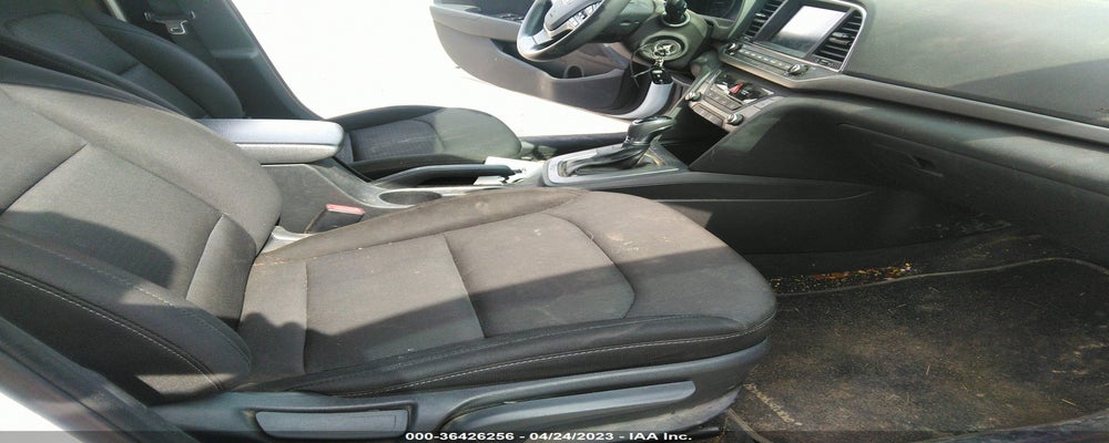 5NPD84LF2JH303013 2018 HYUNDAI ELANTRA photo no. 5
