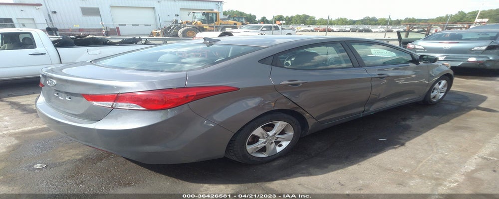 5NPDH4AE4DH255514 2013 HYUNDAI ELANTRA photo no. 4