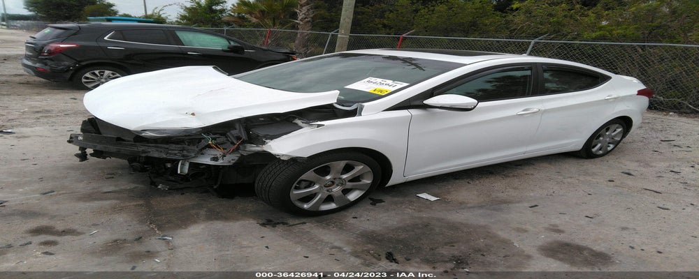 5NPDH4AEXDH311035 2013 HYUNDAI ELANTRA photo no. 2