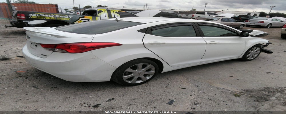 5NPDH4AEXDH311035 2013 HYUNDAI ELANTRA photo no. 4