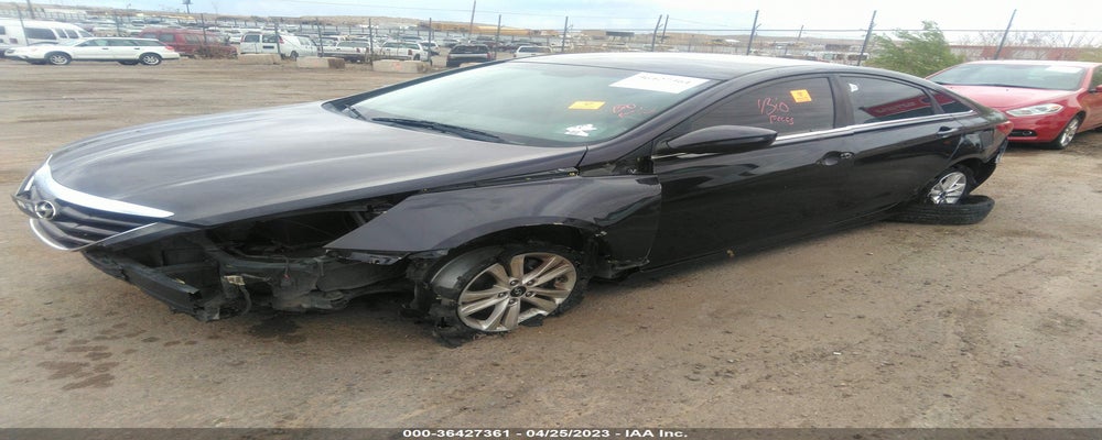5NPEB4AC9BH057772 2011 HYUNDAI SONATA photo no. 2