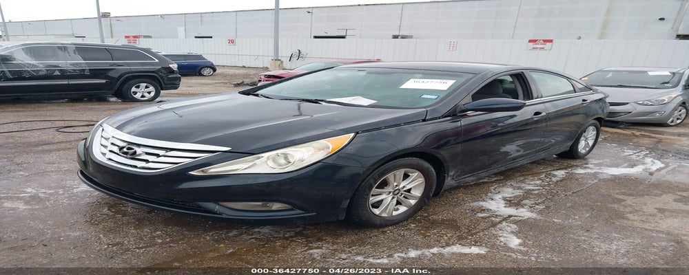5NPEB4AC0DH565504 2013 HYUNDAI SONATA photo no. 2
