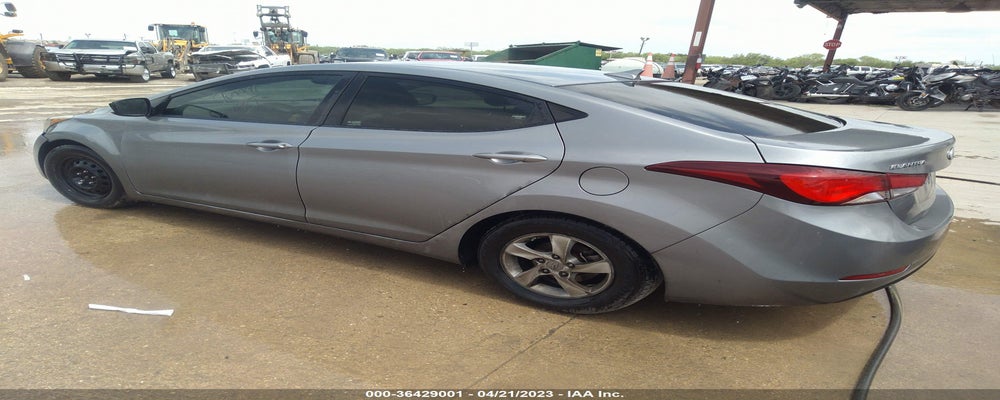 KMHDH4AE4FU363393 2015 HYUNDAI ELANTRA photo no. 3