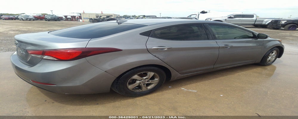 KMHDH4AE4FU363393 2015 HYUNDAI ELANTRA photo no. 4