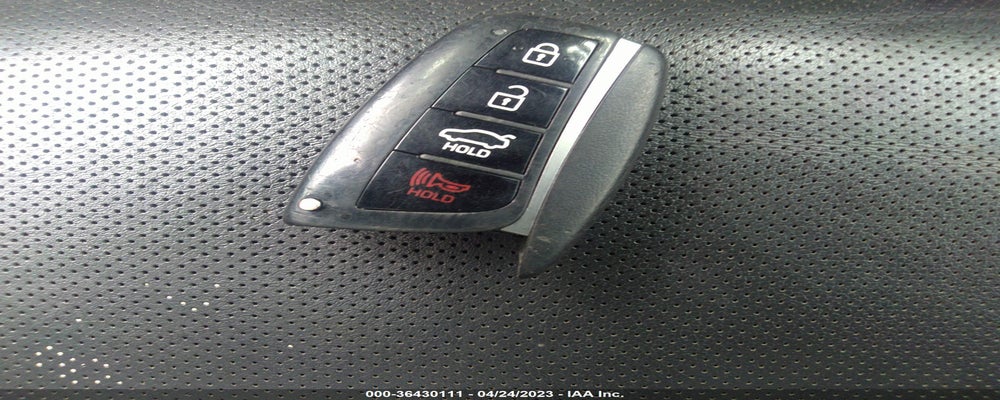 KMHGN4JE9GU140600 2016 HYUNDAI GENESIS photo no. 11