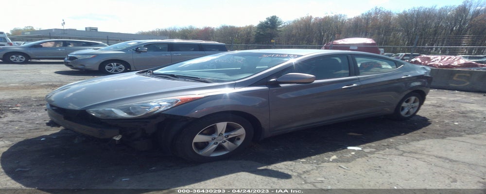 5NPDH4AEXDH153828 2013 HYUNDAI ELANTRA photo no. 2