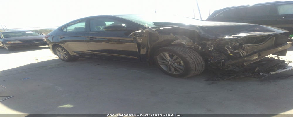 KMHD84LF7HU272479 2017 HYUNDAI ELANTRA photo no. 4