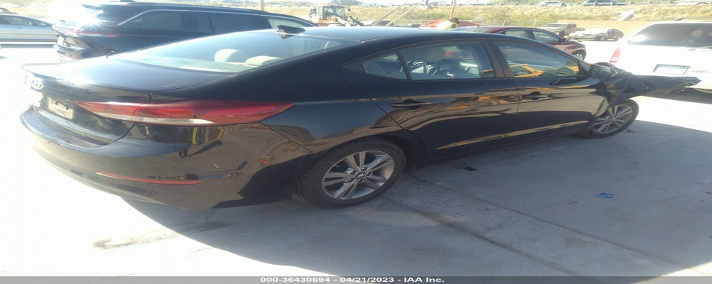 KMHD84LF7HU272479 2017 HYUNDAI ELANTRA photo no. 4