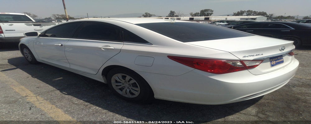 5NPEB4AC0BH024899 2011 HYUNDAI SONATA photo no. 3