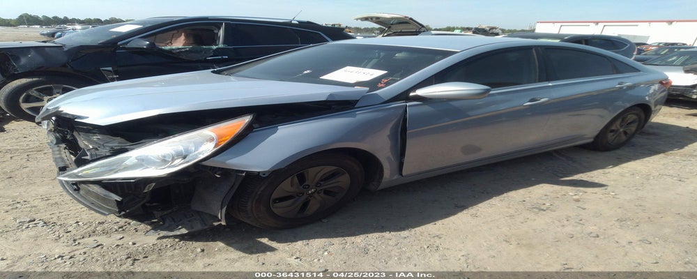 5NPEB4ACXCH367902 2012 HYUNDAI SONATA photo no. 2