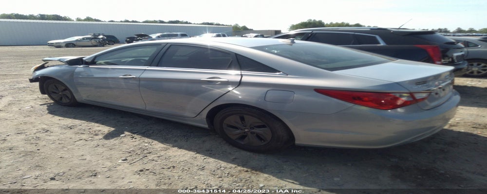 5NPEB4ACXCH367902 2012 HYUNDAI SONATA photo no. 3