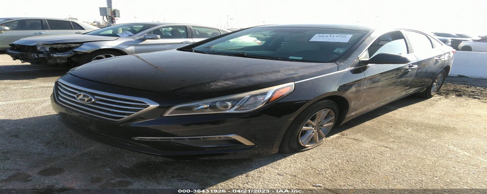 5NPE24AF2FH257344 2015 HYUNDAI SONATA photo no. 2