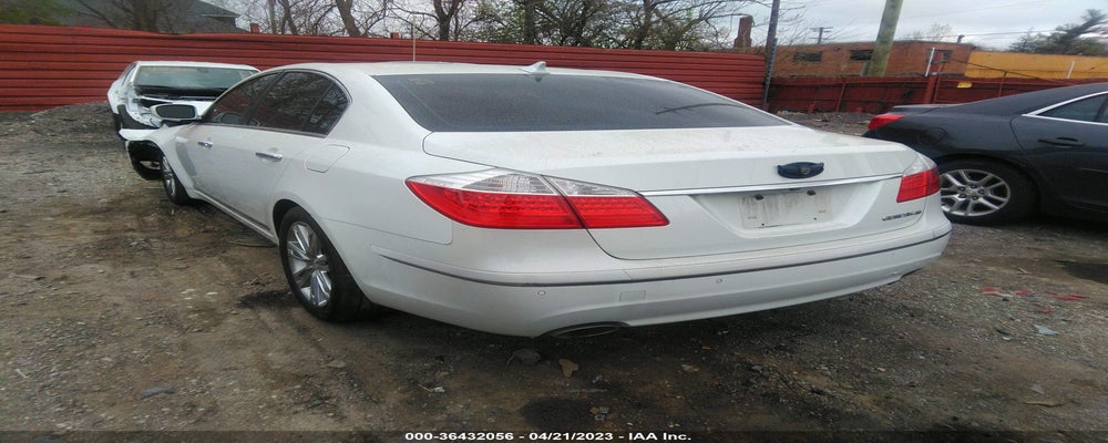 KMHGC4DFXAU110961 2010 HYUNDAI GENESIS photo no. 3