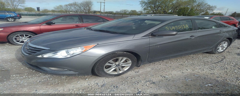 5NPEB4AC9DH520397 2013 HYUNDAI SONATA photo no. 2