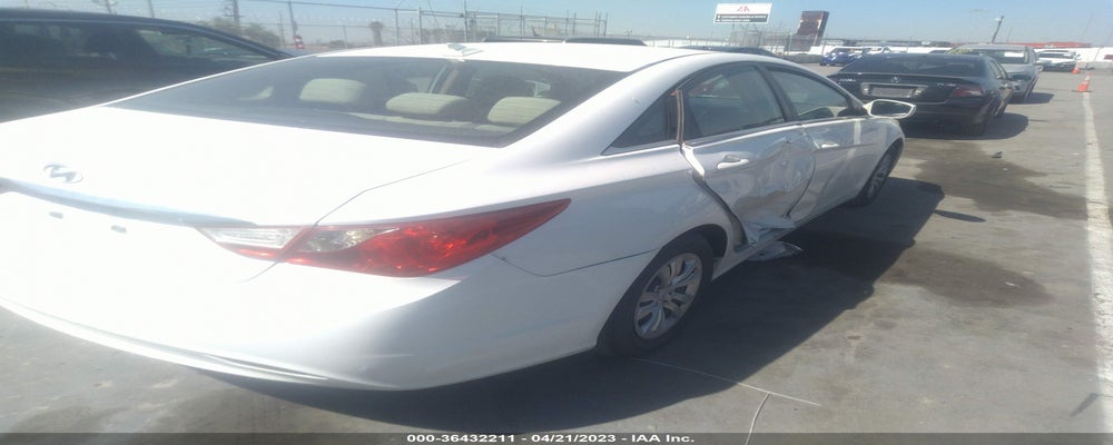 5NPEB4AC8CH491845 2012 HYUNDAI SONATA photo no. 4