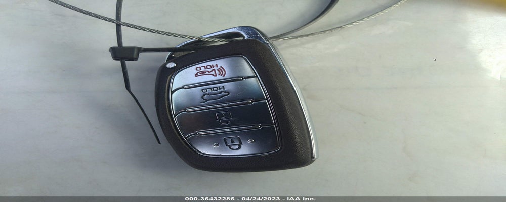 KMHC75LC8HU021478 2017 HYUNDAI IONIQ HYBRID photo no. 11