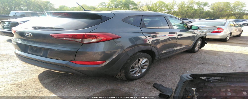 KM8J33A46GU118664 2016 HYUNDAI TUCSON photo no. 4