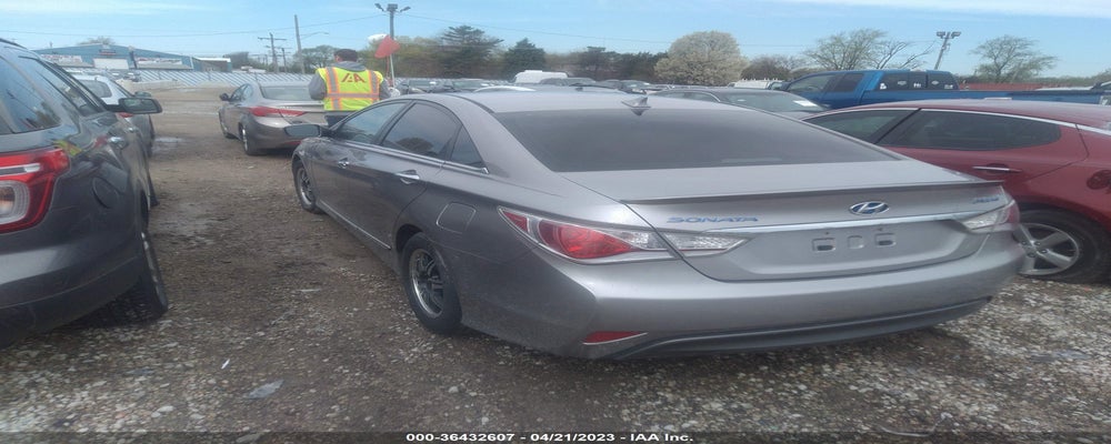 KMHEC4A44BA004678 2011 HYUNDAI SONATA photo no. 3