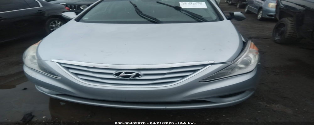 5NPEB4AC3BH035587 2011 HYUNDAI SONATA photo no. 10