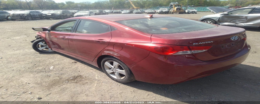 5NPDH4AE8DH368043 2013 HYUNDAI ELANTRA photo no. 3