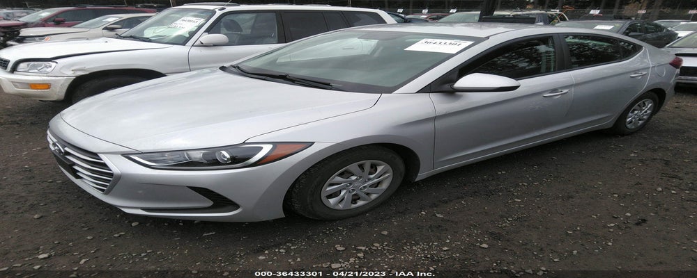 5NPD74LF3JH399057 2018 HYUNDAI ELANTRA photo no. 2